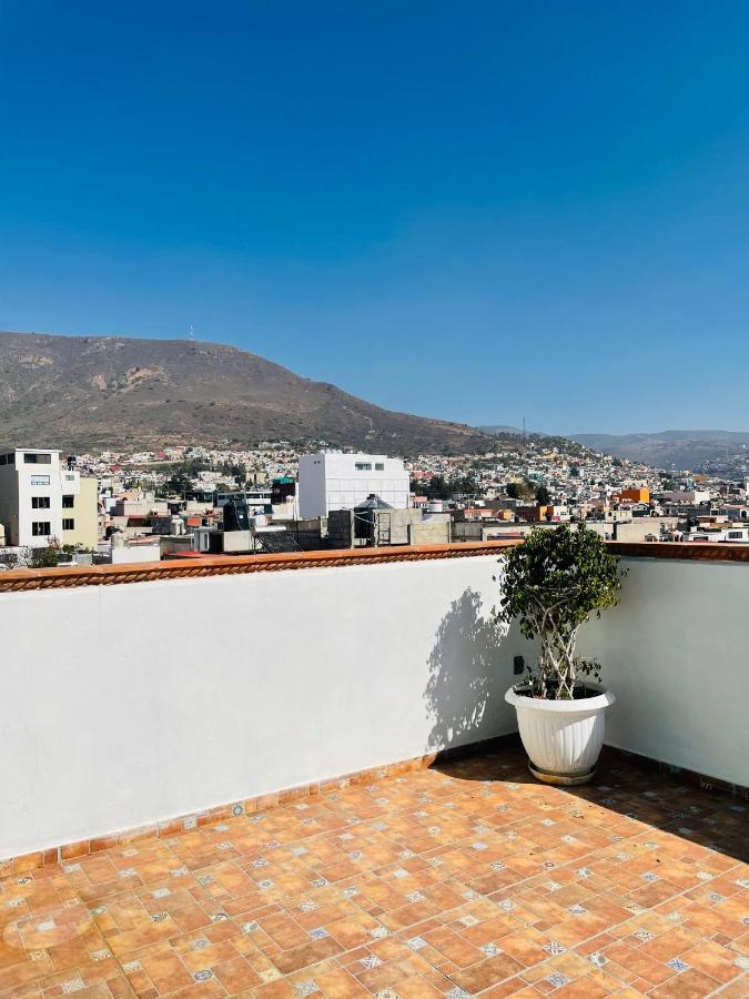 Hostal Makea Pachuca エクステリア 写真
