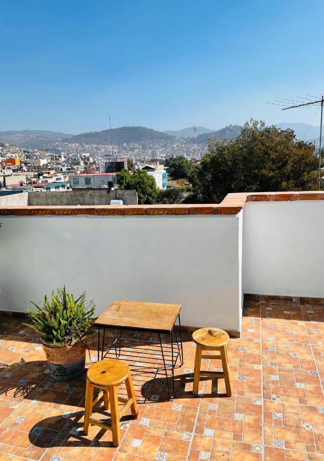 Hostal Makea Pachuca エクステリア 写真