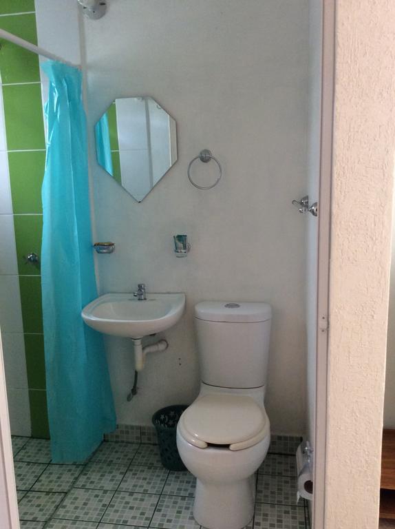 Hostal Makea Pachuca エクステリア 写真