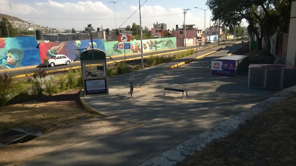 Hostal Makea Pachuca エクステリア 写真