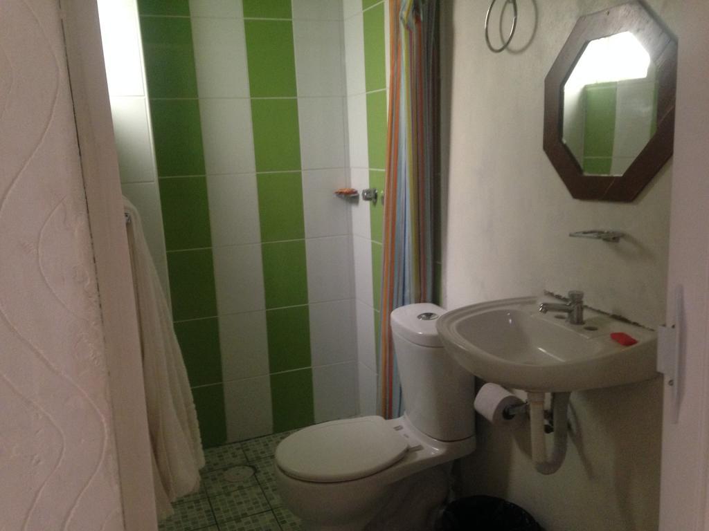 Hostal Makea Pachuca エクステリア 写真